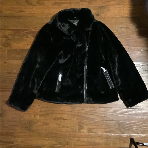 ❤️New❤️ G. by Giuliana Coat Black NEVER Wore faux fur coat - Picture 2 of 6